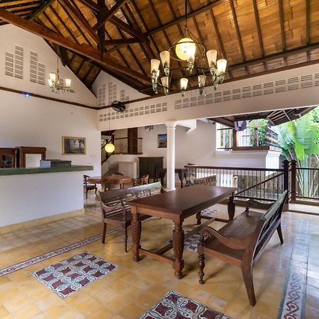 Bali Royal Heritage Villa 塞米亚克 外观 照片
