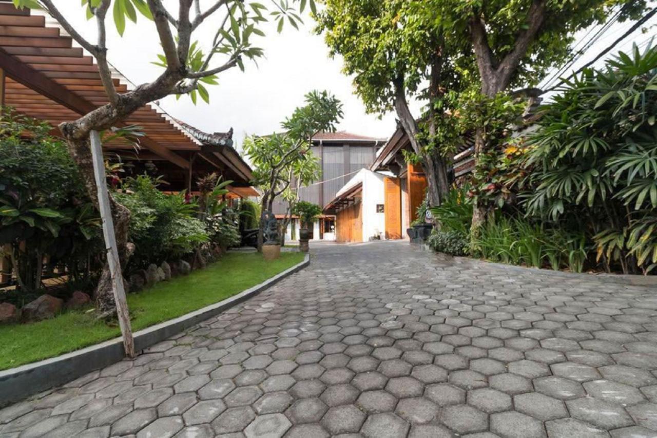 Bali Royal Heritage Villa 塞米亚克 外观 照片