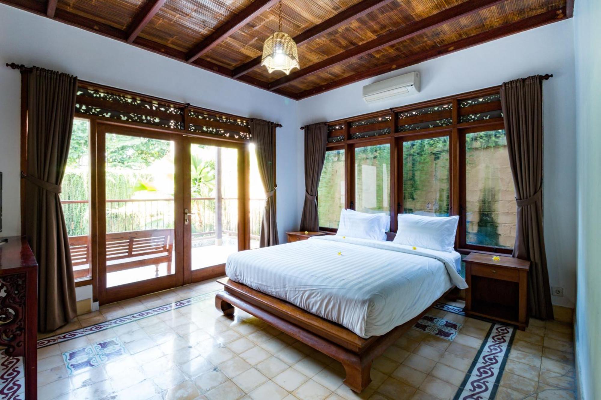Bali Royal Heritage Villa 塞米亚克 外观 照片