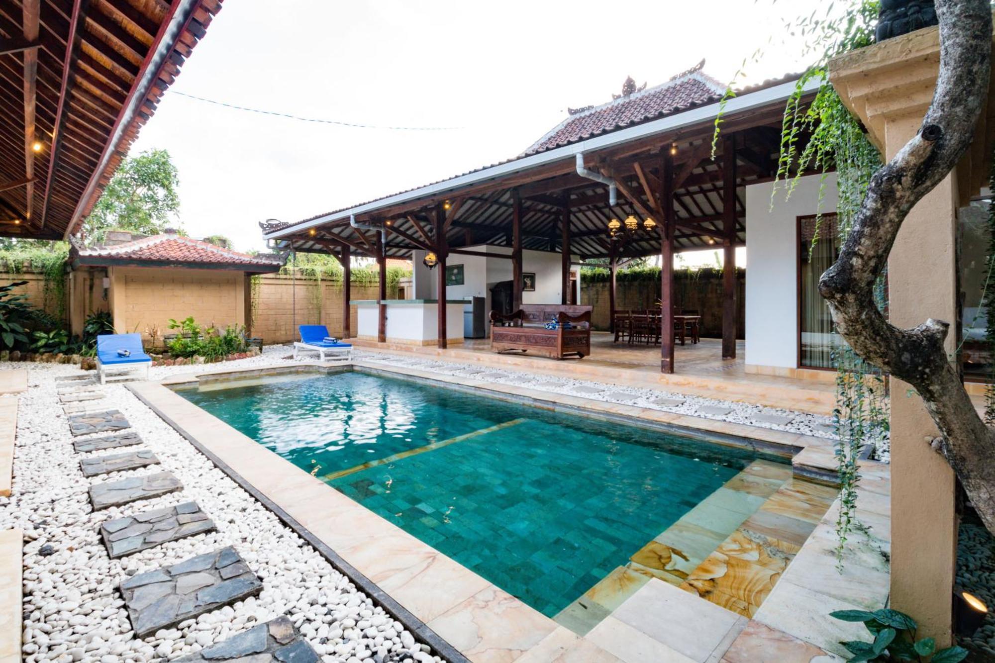 Bali Royal Heritage Villa 塞米亚克 外观 照片