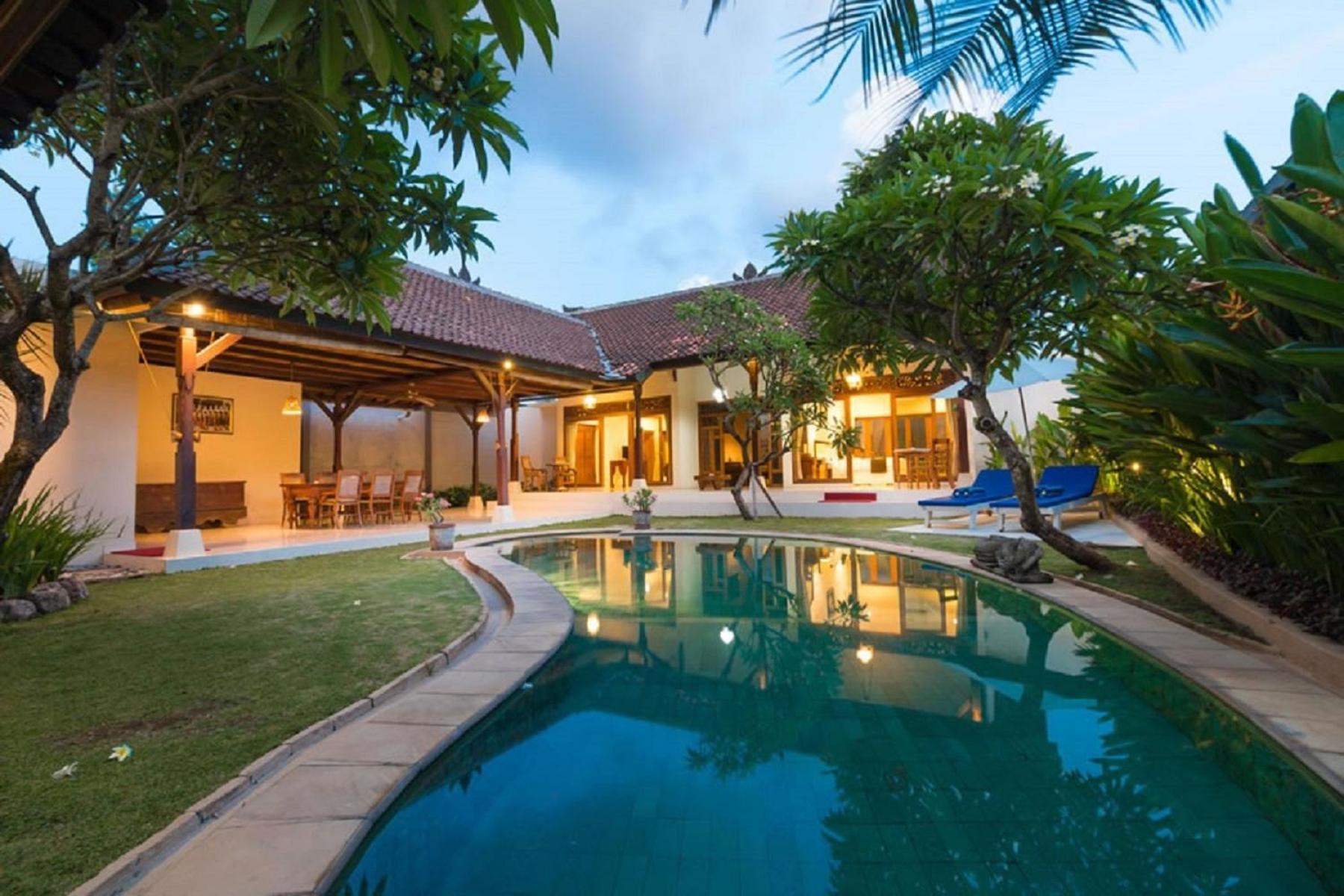 Bali Royal Heritage Villa 塞米亚克 外观 照片